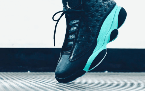 潮流资讯：黑/岛绿/金属银色Air Jordan 13 Retro上脚效果