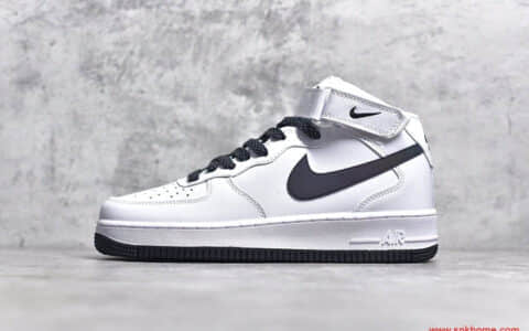 纯原空军 空军高帮板鞋 NIKE Air Force 1 AF1 MID 黑满天星配色 货号：366731-606