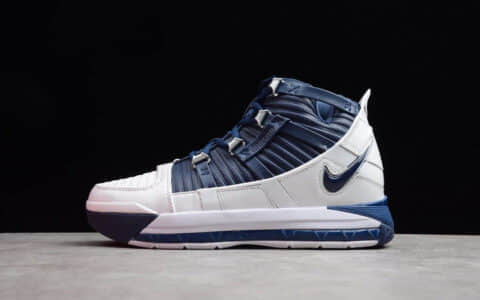 詹姆斯三代战靴，实战篮球鞋 莆田耐克篮球鞋 耐克Nike LeBron 3 QS 货号：AO2434-103