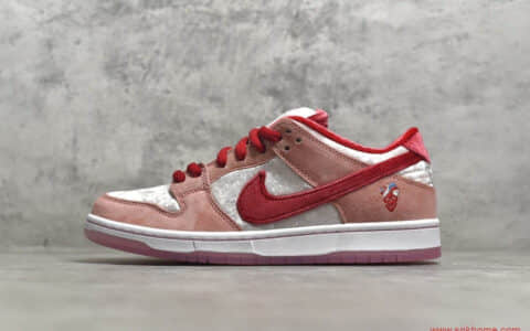 耐克Dunk情人节限定粉红色 StrangeLove x NIKE SB Dunk Low 天鹅绒Dunk粉红低帮 货号：CT2552-800