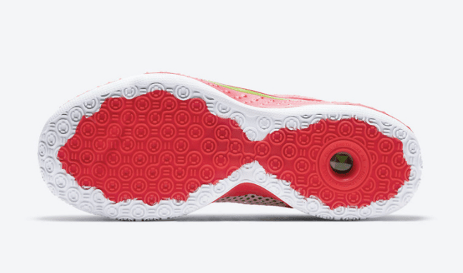 耐克保罗乔治阴阳红色阴阳设计 Nike PG 4 “Christmas” 全新PG4圣诞节限定阴阳发售日期 货号：CD5082-602